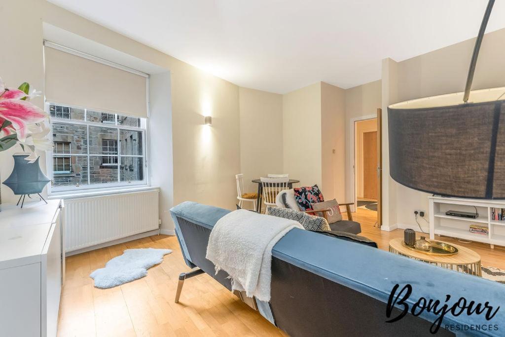 Spacious 2Br-2Ba - Grassmarket - Free Parking By Bonjour Residences Edimburgo Exterior foto